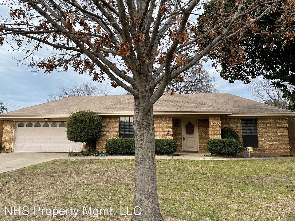 1st image of 1928 Big Bend Dr