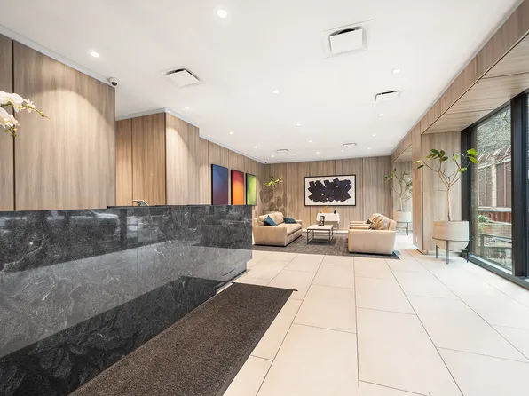 305 East 40th Street image 17 of 19