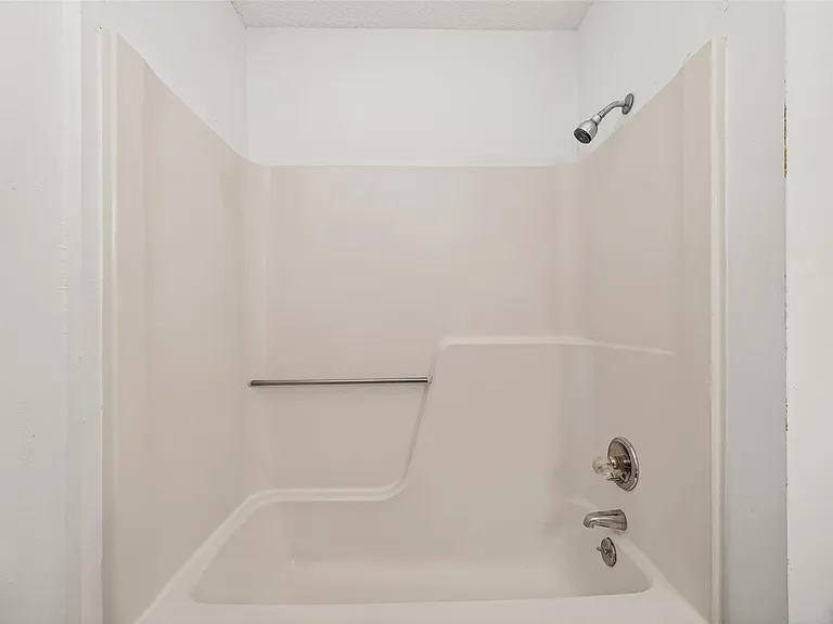 6203 Downwood Forest Dr — Photo 45
