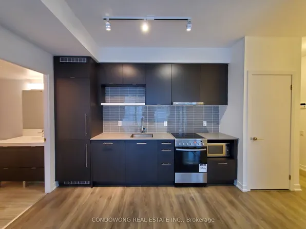 365 Church St, Toronto, ON