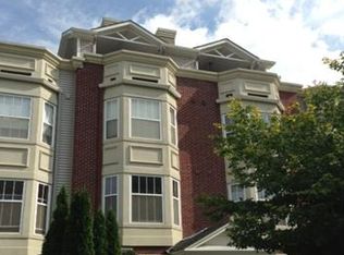 7 Harbor Pointe Dr, Haverstraw, NY