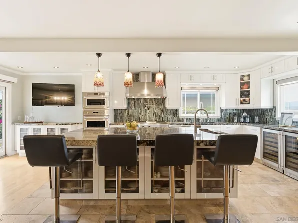 6855 Cartwright St, San Diego, CA 92120