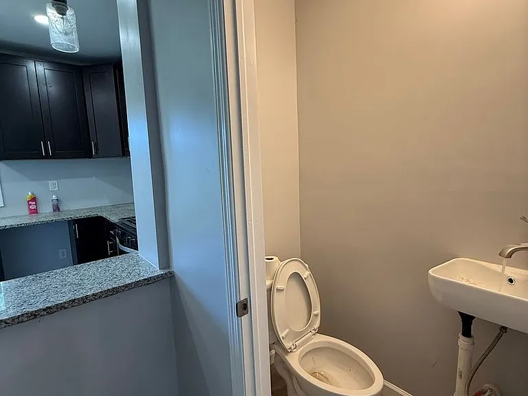 27 E Rittenhouse St — Photo 8
