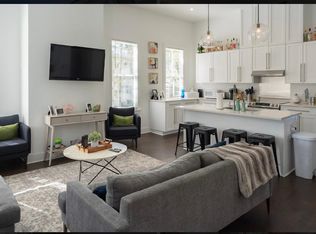 1725 Whitaker St #A, Savannah, GA 31401