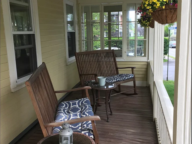 82 Gibbs Ave — Photo 3