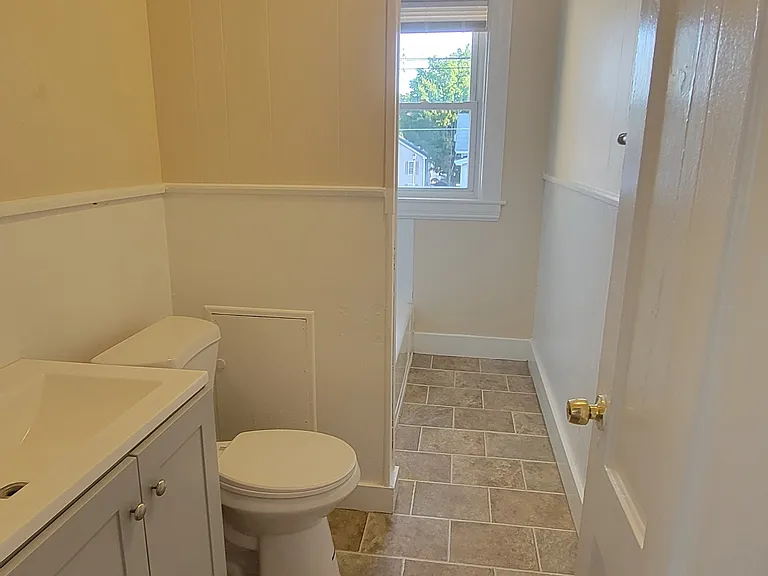 416 Cedar St — Photo 6