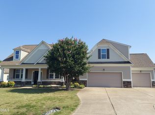 5 Seahorse Ct, Benson, NC 27504