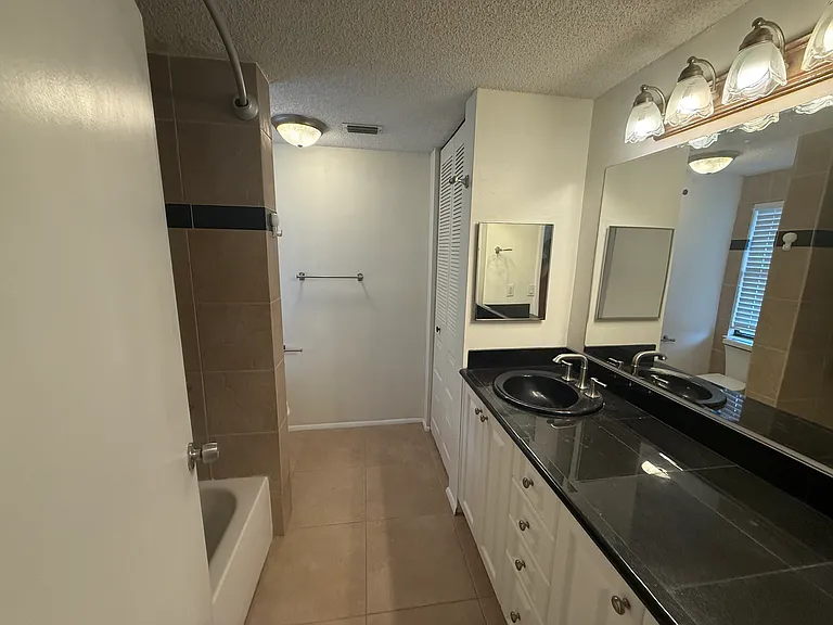356 Hammock Dr — Photo 15