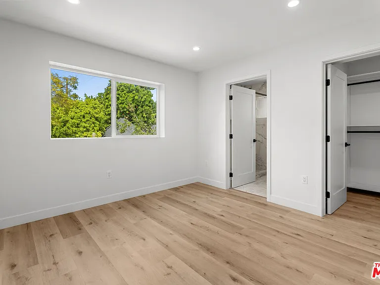 2154 Patricia Ave — Photo 13