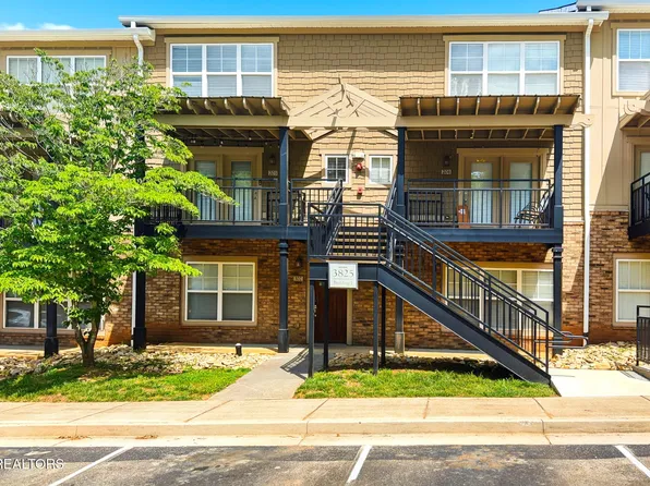 3825 Cherokee Woods Way #1-unit 203, Knoxville, TN 37920