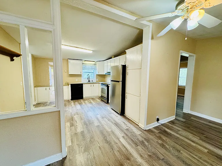 18 Glenhaven Rd — Photo 5