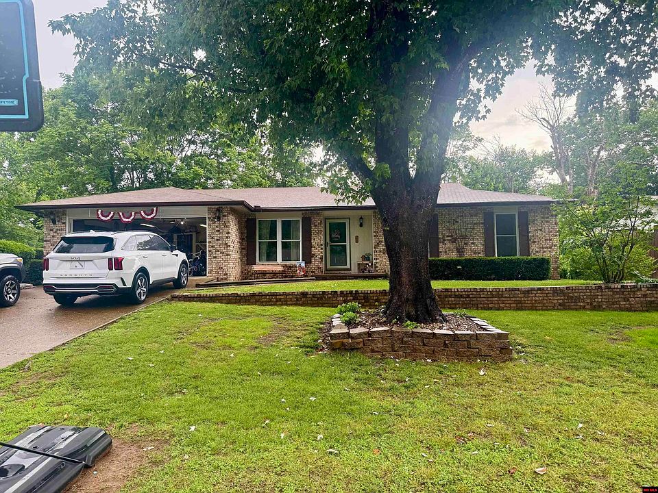 1st image of 1205 S Kingswood Way