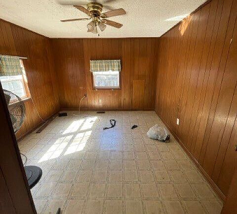 5th image of 2557 Tilson Dr SE