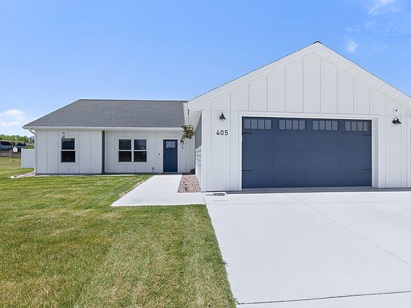 2nd image of 405 Sheffield Ct