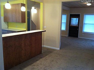 4th image of 2086 Olive Ave