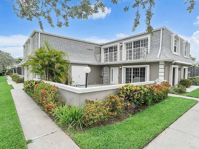 2704 Vision Dr — Photo 1