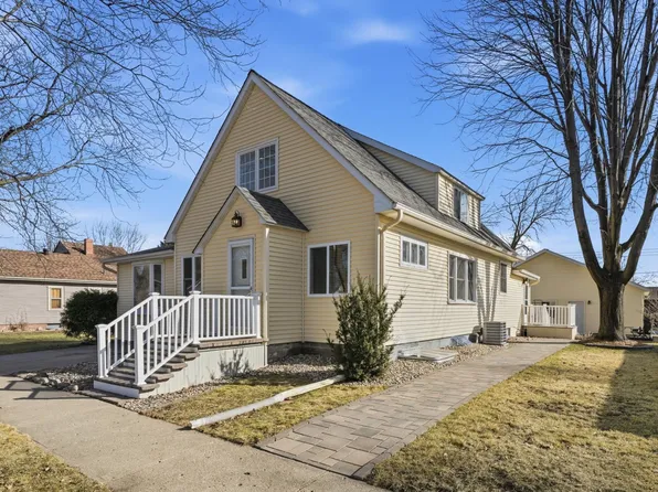 204 E Baker St, Arlington, MN 55307