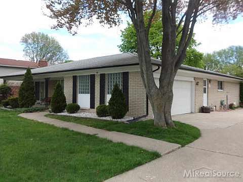 1st image of 39246 N Blom Dr