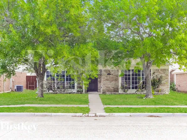 1532 High Pointe Ln, Cedar Hill, TX 75104