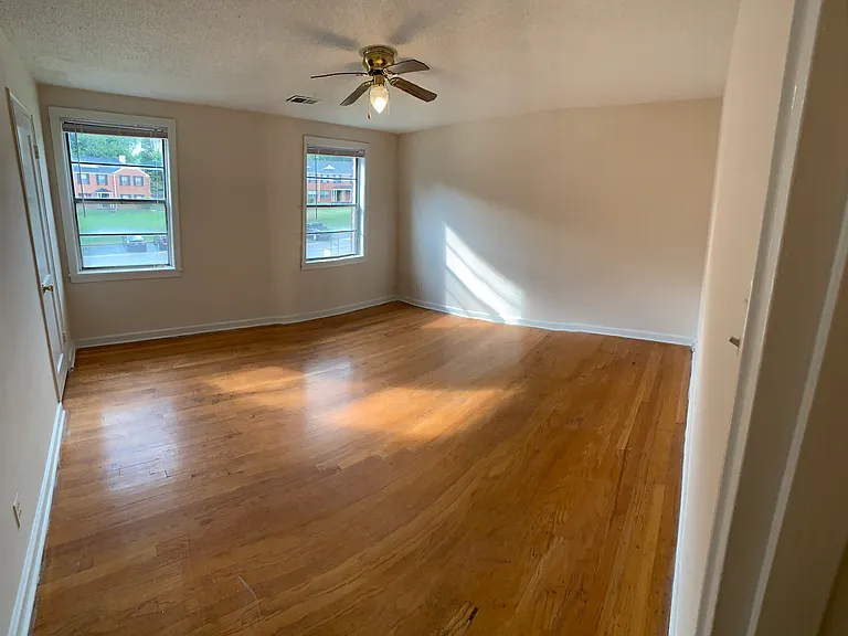 1662 Valley Ave — Photo 41