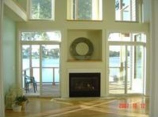 3439 Rolston Rd, Fenton, MI 48430