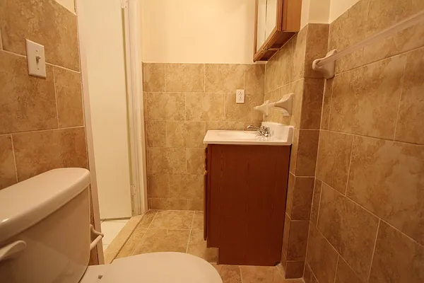 Rented by Bohemia Realty Group | media 14