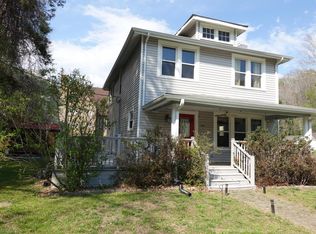 20 Alderson Ave, Alderson, WV
