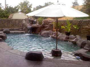 2381 Coco Palm Dr, Tustin, CA 92780