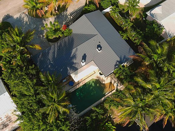 2nd image of 14 NW 24th Street