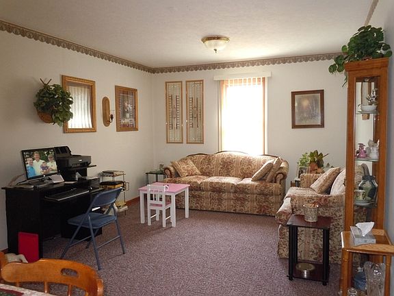 3rd image of 2785 S Pinewood Dr