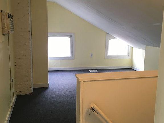 4th image of 7 W Hollister St #2