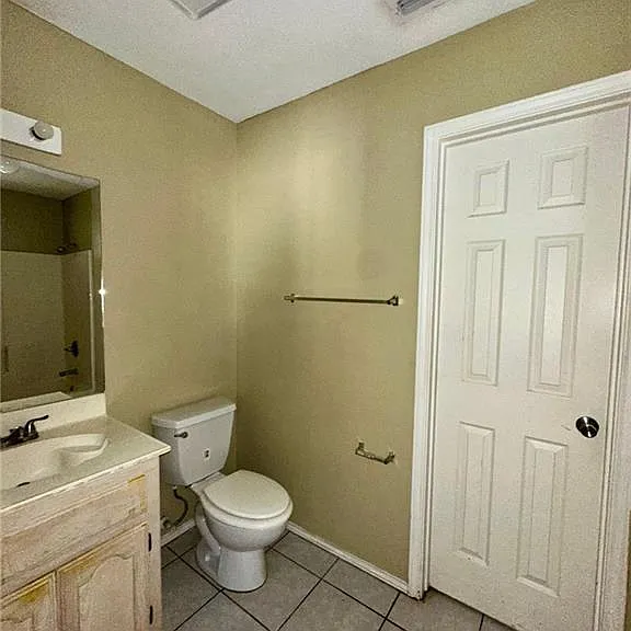 604 S Logan Dr #1 — Photo 9