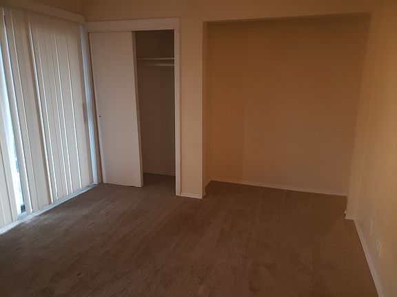 3rd image of 15301 Knox Ave APT 16