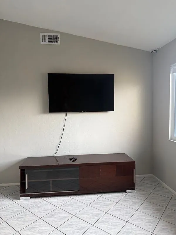 1 bed, 1.0 bath, 689 sqft, $1,500 — Photo 3