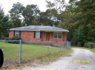 18 Lakeside Dr, Sumter, SC 29150