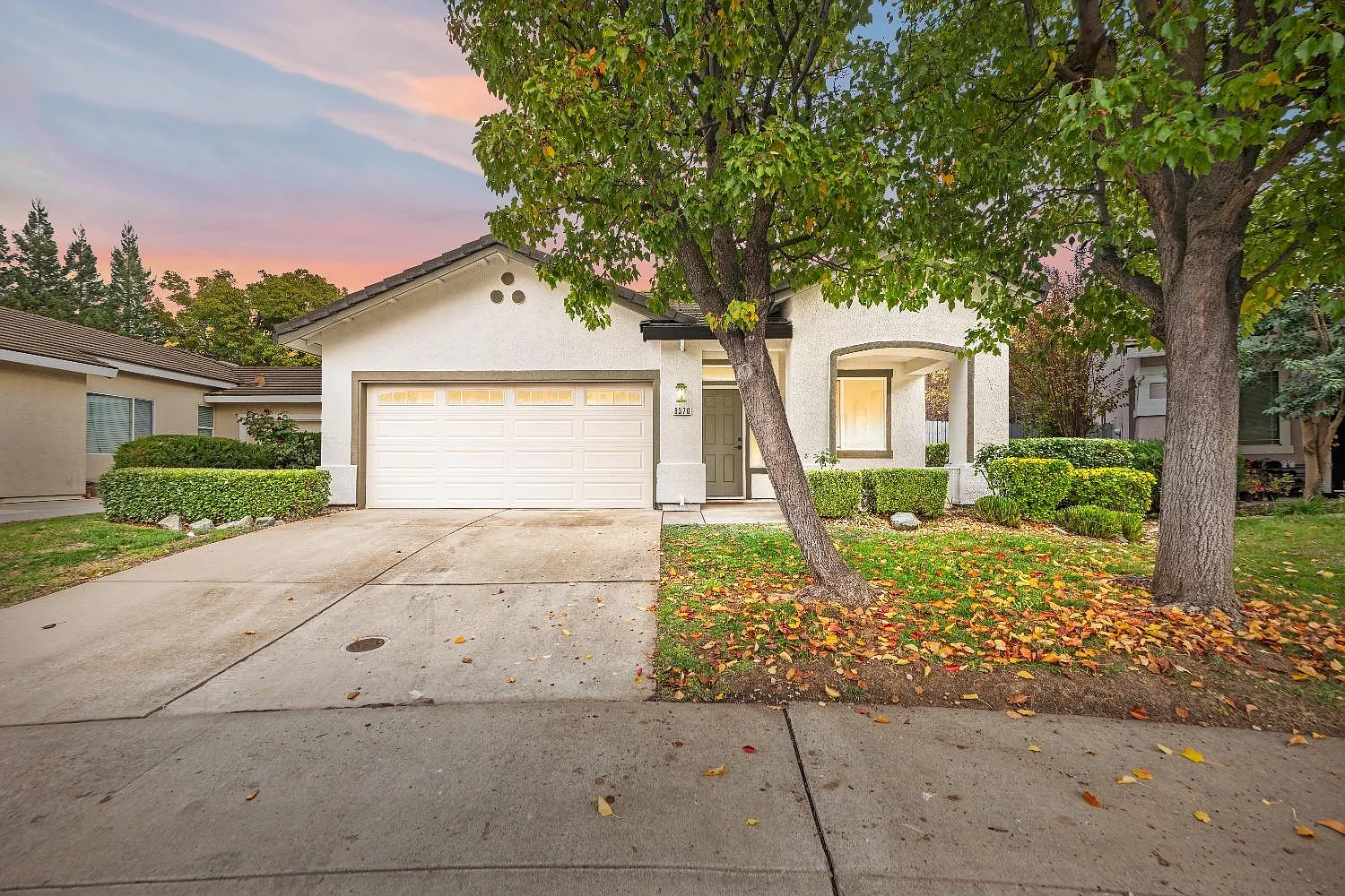 9370 Marlemont Cir photo 1