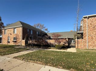 2344 W Forteen Mile Rd #7, Royal Oak, MI