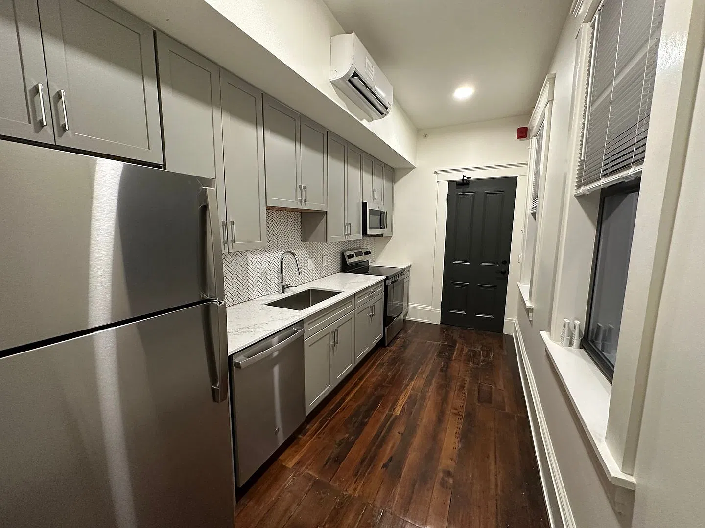 110 E 14th Street — Photo 3