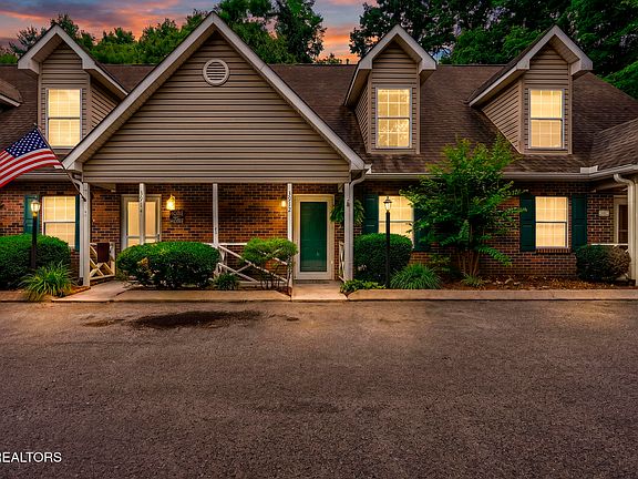 2nd image of 3912 Valley Creek Way