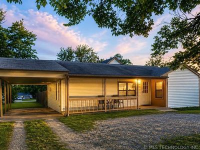 1811 W Broadway St, Collinsville, OK, 74021