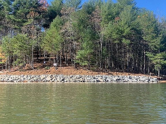 NEW GREY RUSTIC BOULDERS 