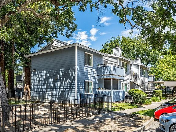 5th image of 4215 Palm Ave #310b1631e