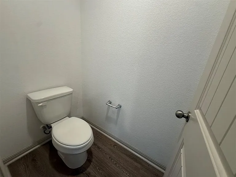 235 Sweetwater Creek Ln — Photo 12