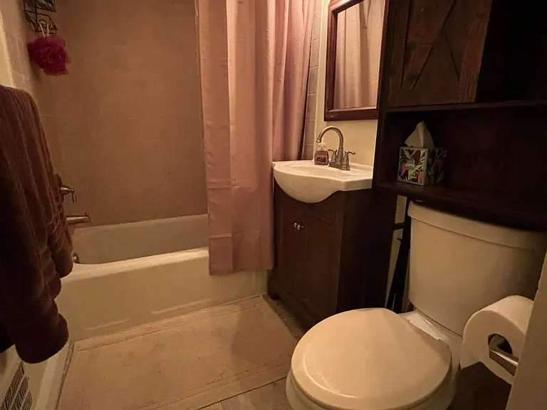 16716 Stahelin Ave — Photo 3