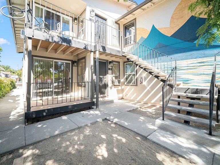 720 Lander Street — Photo 25