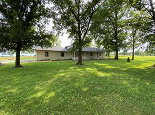 11640 E Durk Rd, Centralia, MO 65240