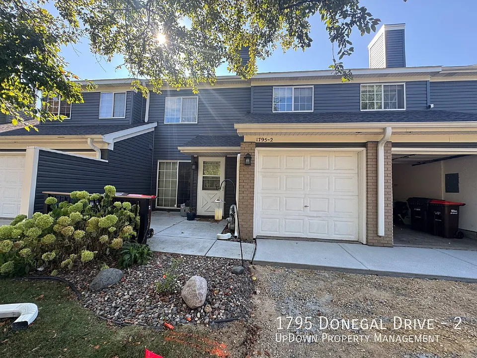 1795 Donegal Dr #2