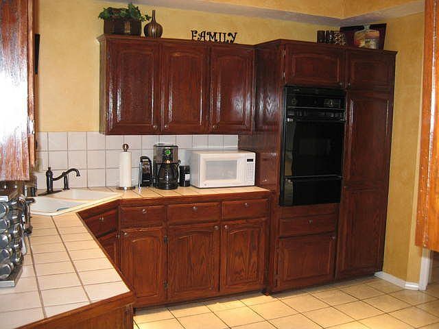 2nd image of 905 E Dell Ave