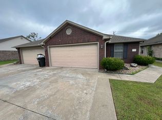 2610 Dora Rd APT A, Van Buren, AR 72956