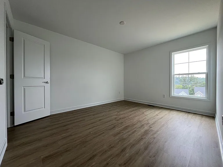 3141 Belle Ave NE — Photo 13